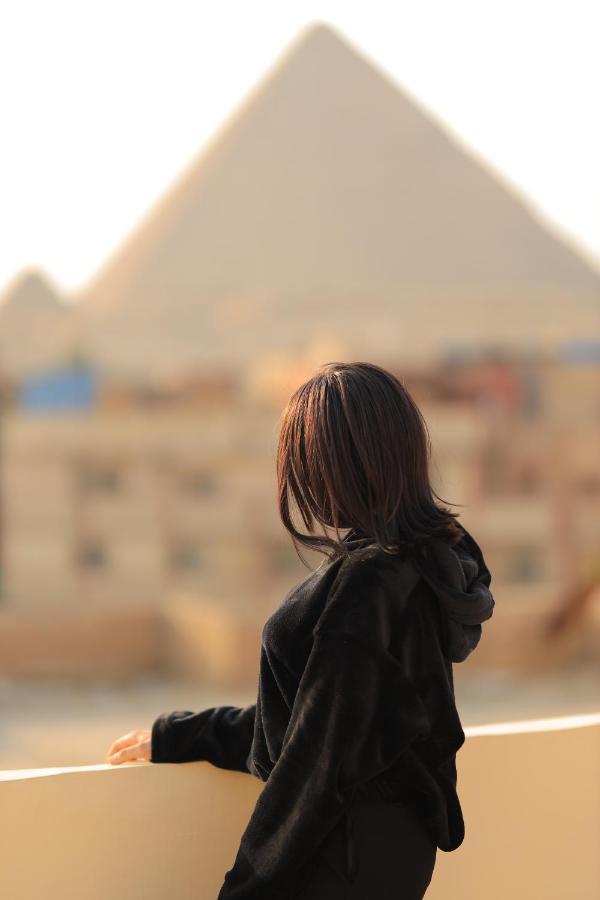 カイロ Three Golden Pyramids Bed & Breakfast エクステリア 写真